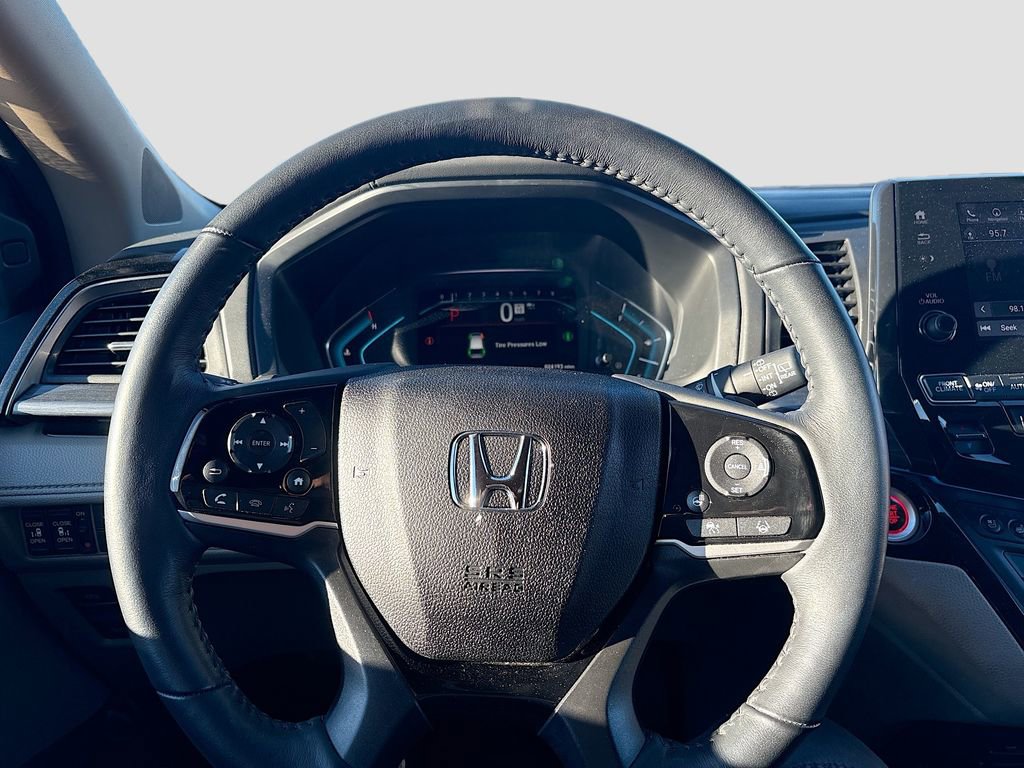 Used 2021 Honda Odyssey Elite image 11
