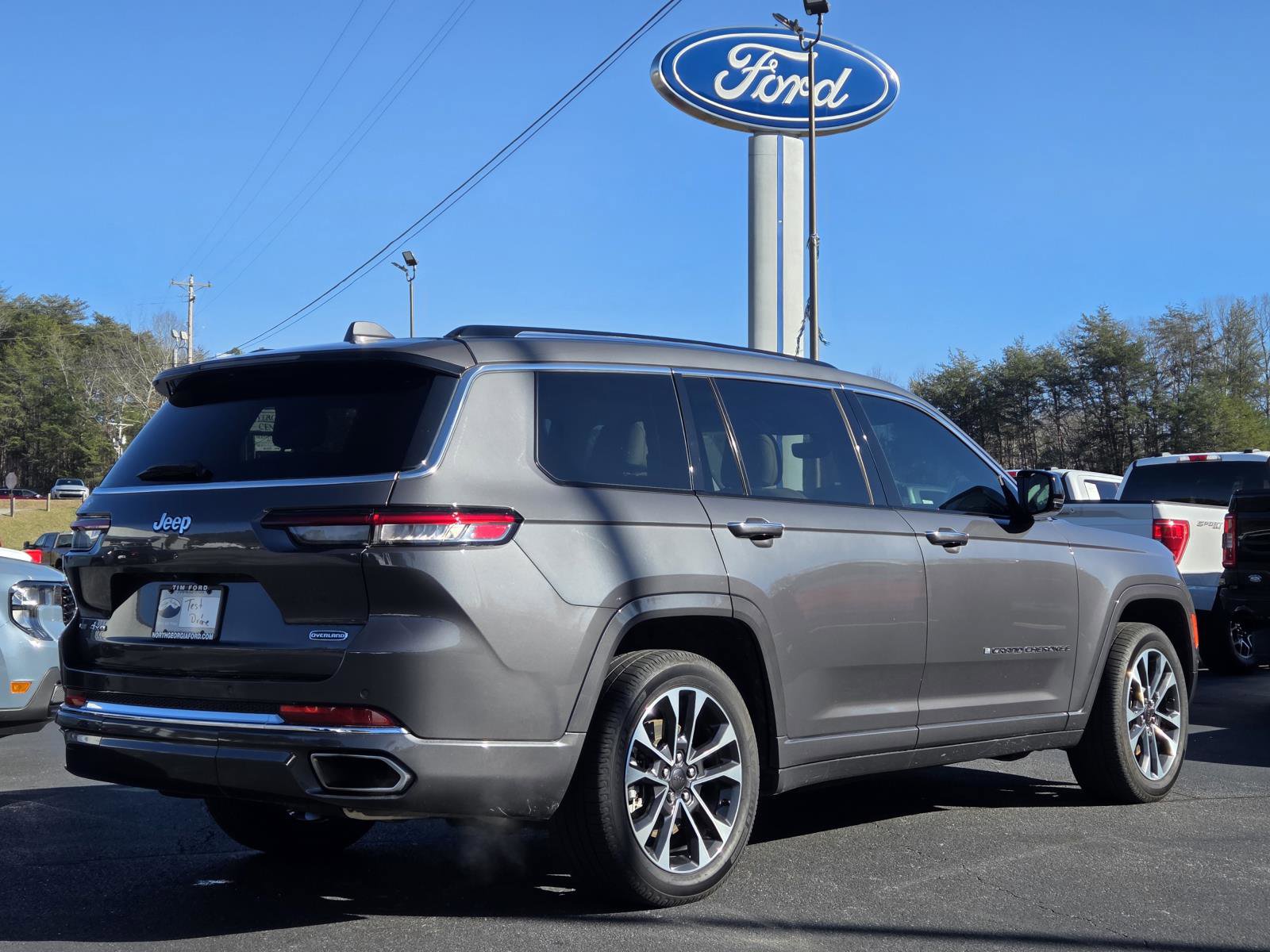 Used 2021 Jeep Grand Cherokee L Overland image 3