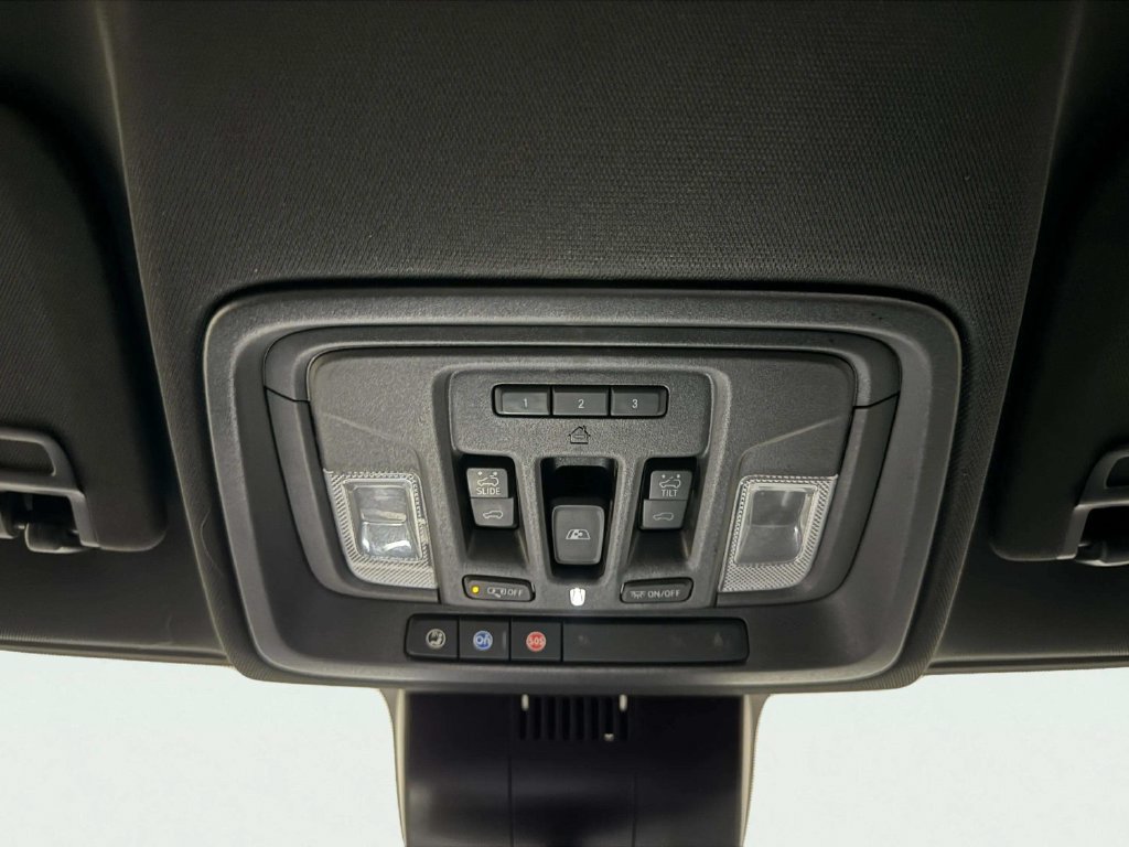 Used 2022 GMC Sierra 1500 AT4 w/ AT4 Preferred Package AWD/4WD image 24