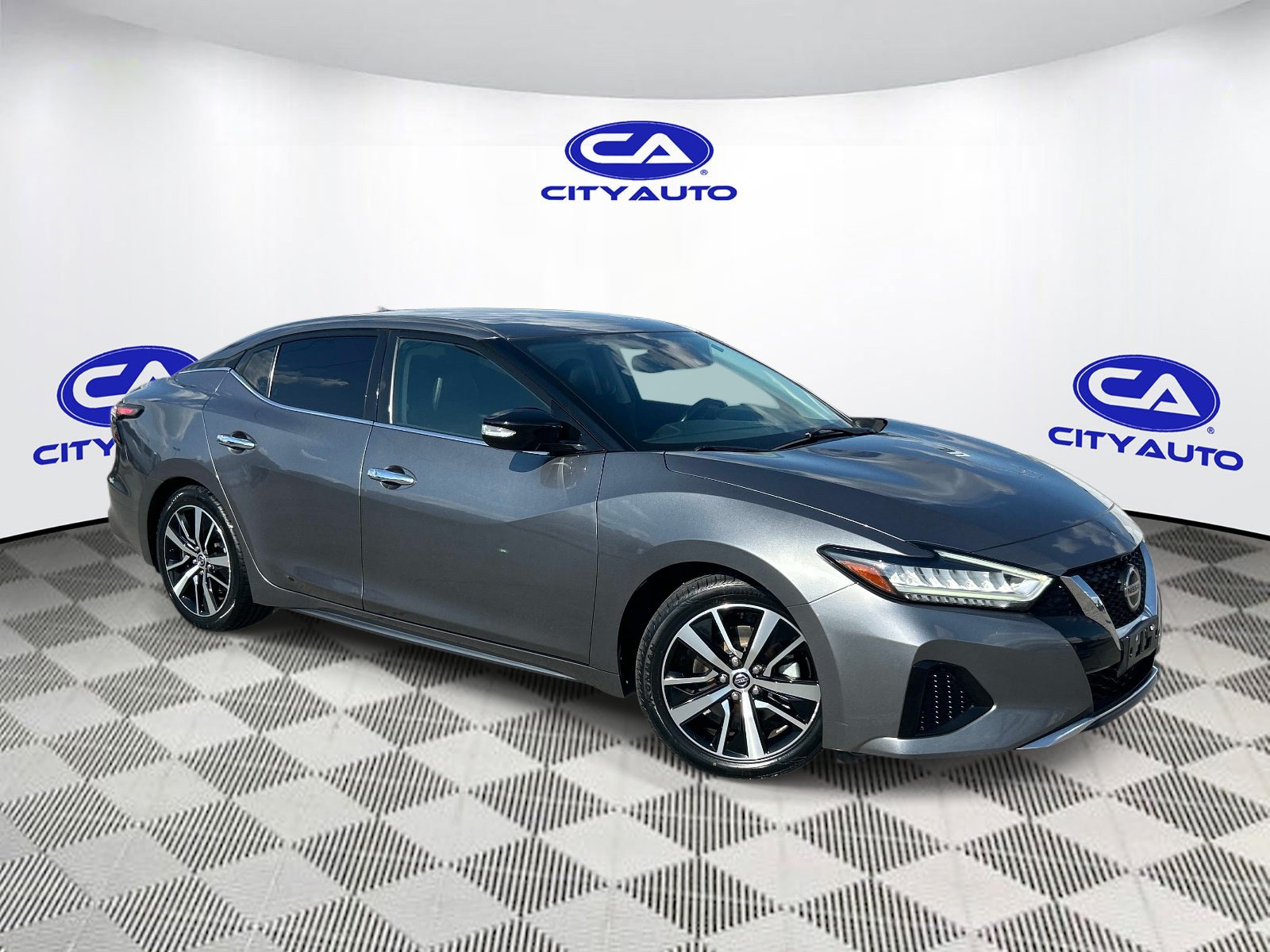 Used 2021 Nissan Maxima 3.5 SV w/ Floor Mat Group FWD image 1