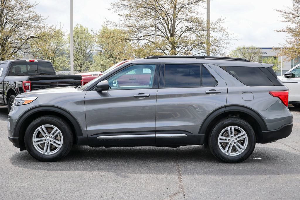 Certified 2023 Ford Explorer XLT w/ Equipment Group 202A AWD/4WD image 28