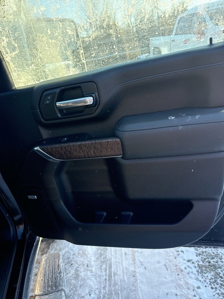 Used 2023 GMC Sierra 2500 Denali w/ Denali Ultimate Package image 21