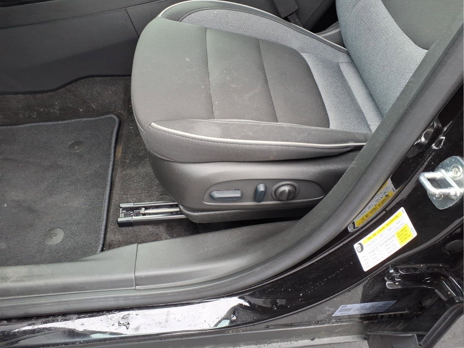 Certified 2023 Chevrolet TrailBlazer LT w/ Convenience Package image 10