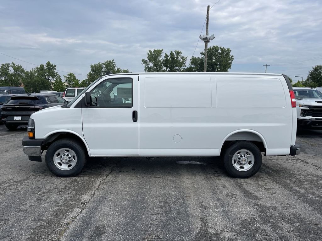 New 2025 Chevrolet Express 2500 w/ Driver Convenience Package RWD image 3