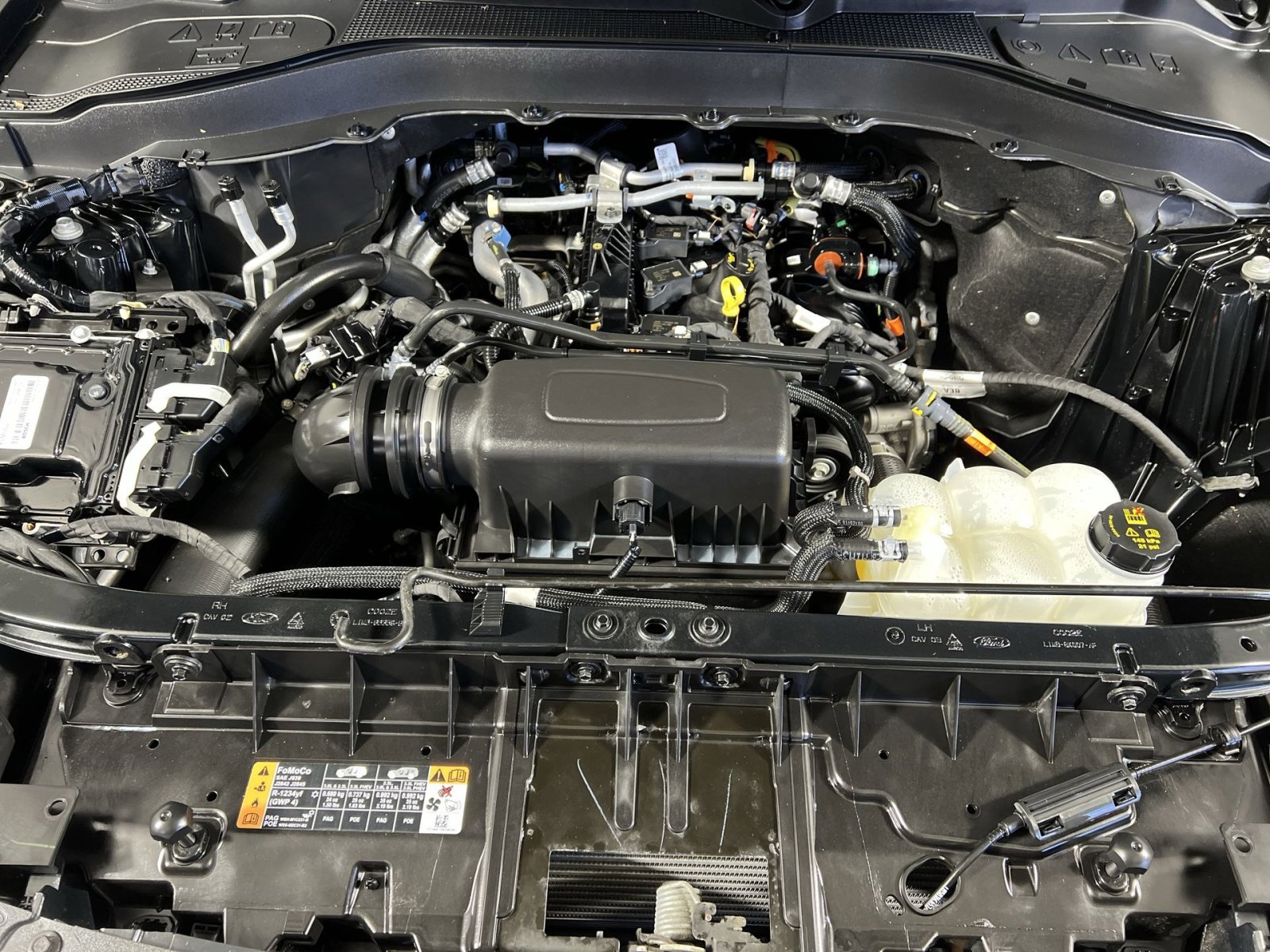 Used 2022 Ford Explorer XLT w/ Equipment Group 202A image 29