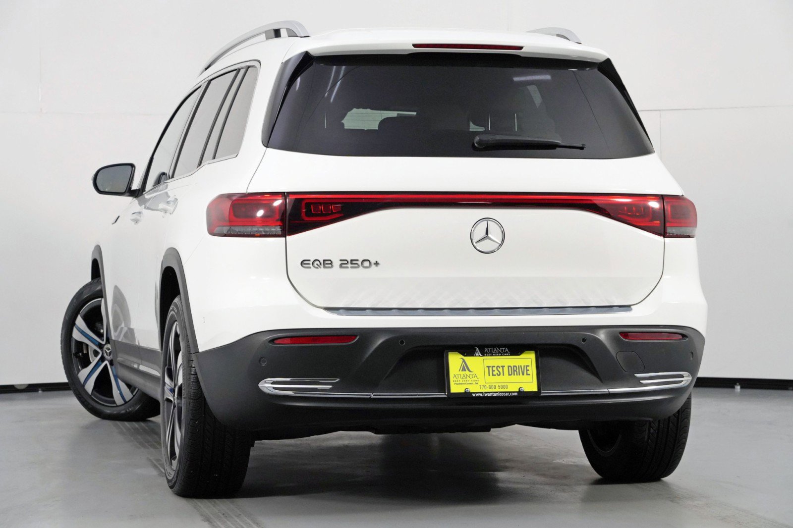 Used 2023 Mercedes-Benz EQB 250+ EQB 250+ w/ Exclusive Package image 5