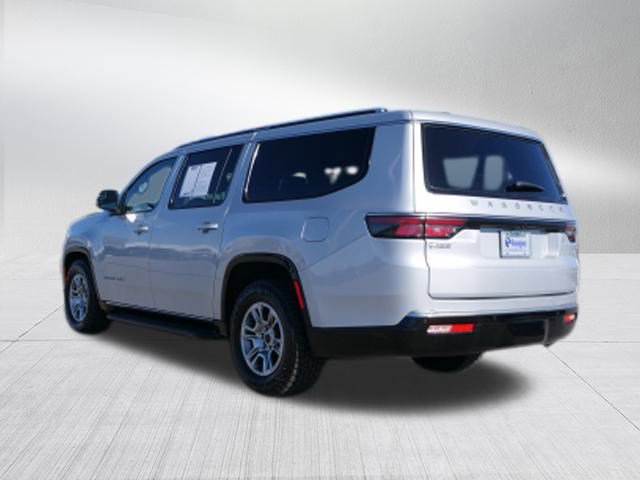 Used 2024 Jeep Wagoneer L Base image 5