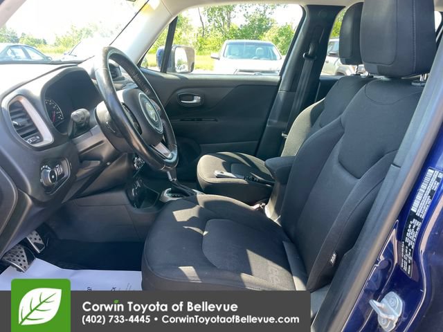 Used 2016 Jeep Renegade Latitude w/ Cold Weather Group AWD/4WD image 17