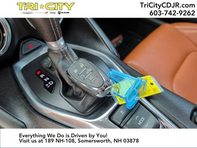 Used 2017 Chevrolet Camaro SS image 35