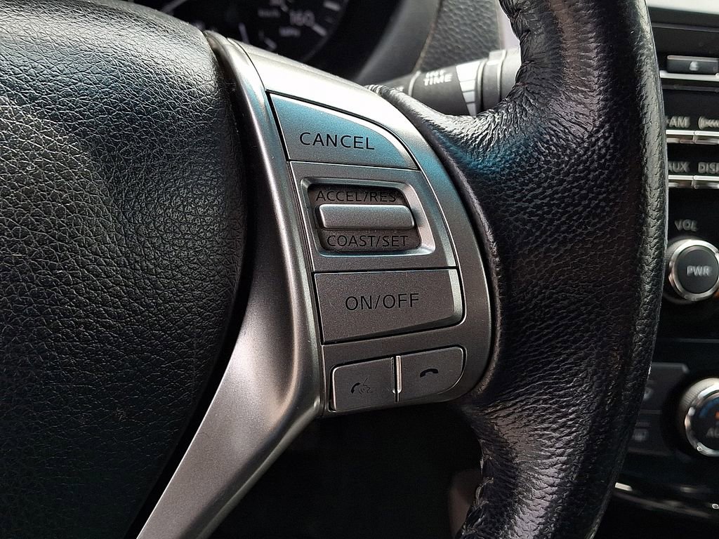 Used 2013 Nissan Altima 2.5 SL FWD image 22