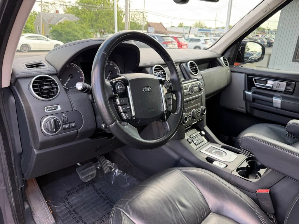 Used 2016 Land Rover LR4 HSE LUX AWD/4WD image 18
