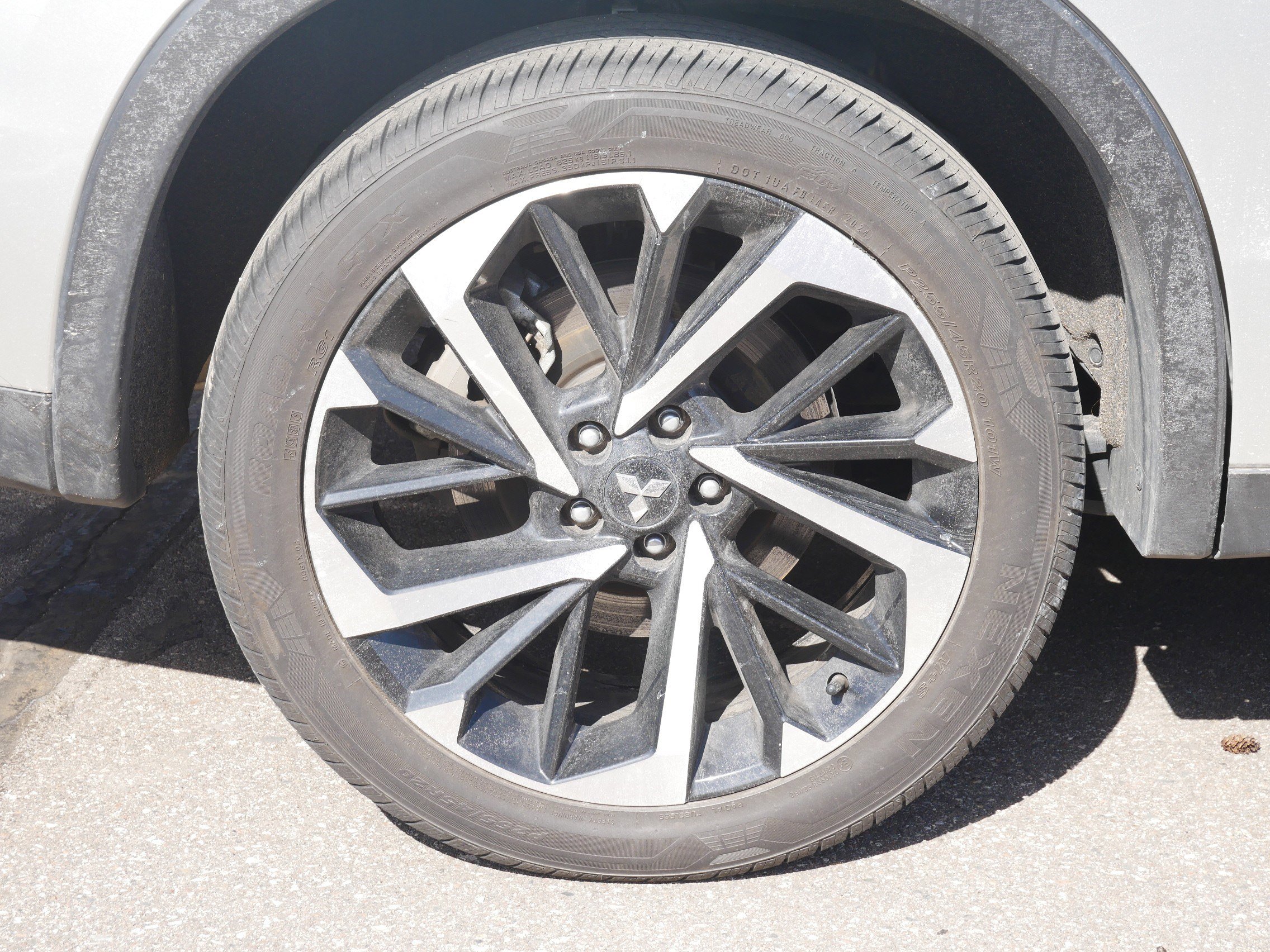 Used 2024 Mitsubishi Outlander SE AWD/4WD image 5