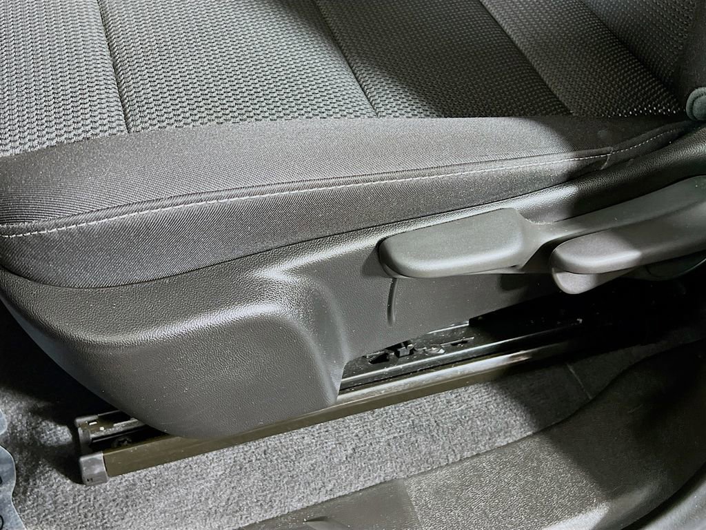 Used 2024 GMC Canyon Elevation w/ Trailering Package image 17