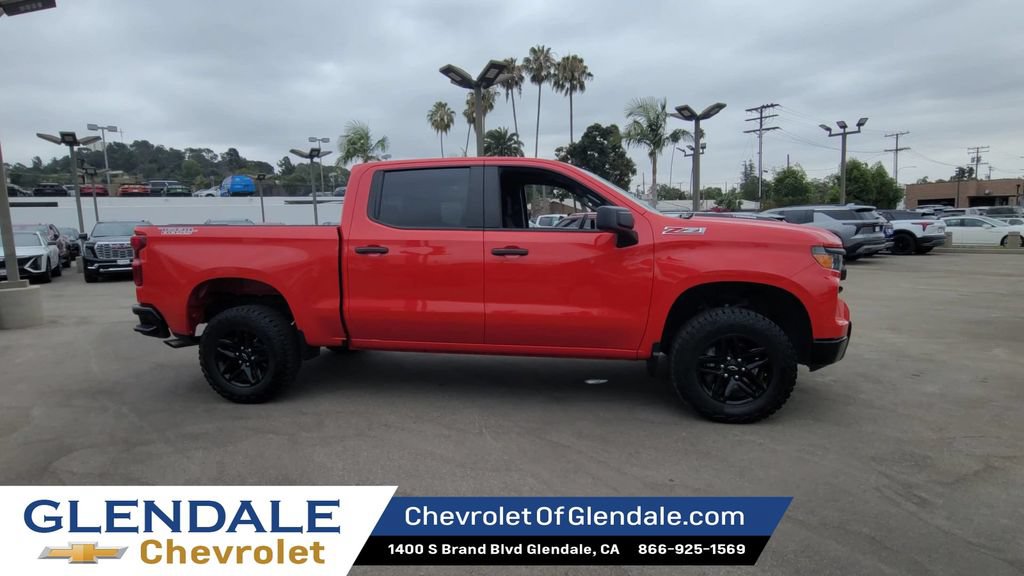 Certified 2025 Chevrolet Silverado 1500 Custom Trail Boss w/ LPO, Dark Essentials Package AWD/4WD image 9