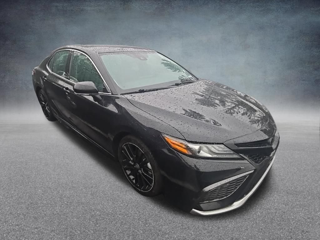 Used 2022 Toyota Camry XSE FWD image 10