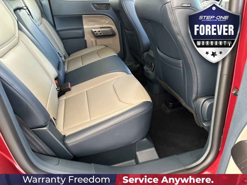 Used 2025 Ford Maverick Lariat w/ 4K Tow Package AWD/4WD image 34