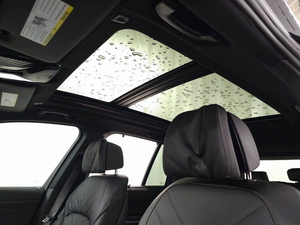 Used 2026 BMW X5 M60i w/ Executive Package image 14