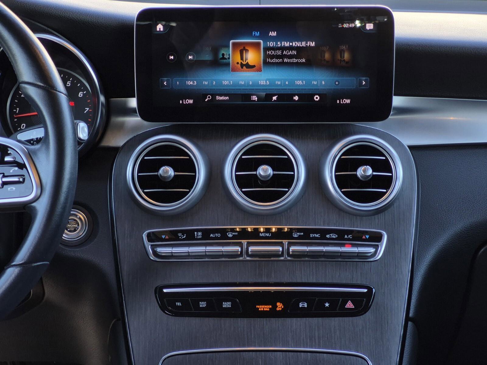 Used 2022 Mercedes-Benz GLC 300 image 30