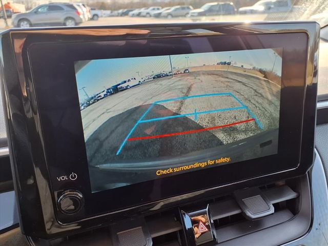 Used 2025 Toyota Corolla LE image 54