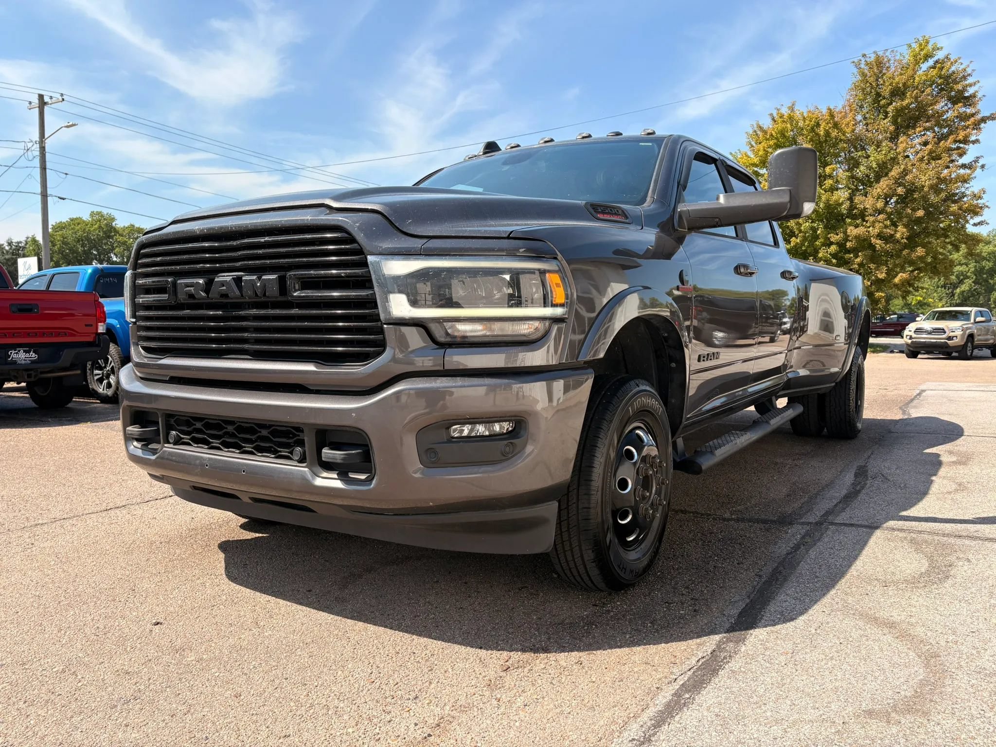 Used 2021 RAM 3500 Laramie w/ Night Edition AWD/4WD image 4