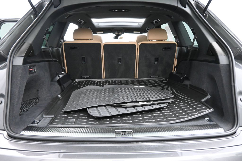 Used 2023 Audi Q7 3.0T Premium Plus AWD/4WD image 21