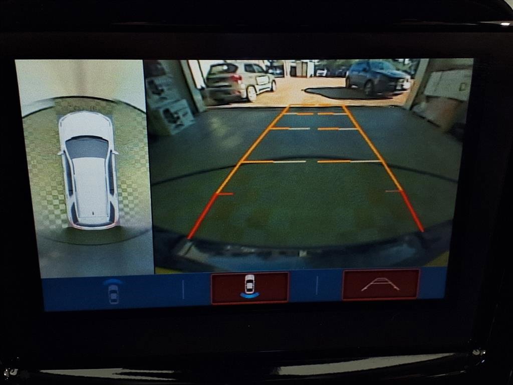 Used 2019 Chevrolet Traverse Premier image 12