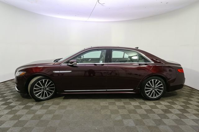 Used 2018 Lincoln Continental Select AWD/4WD image 6
