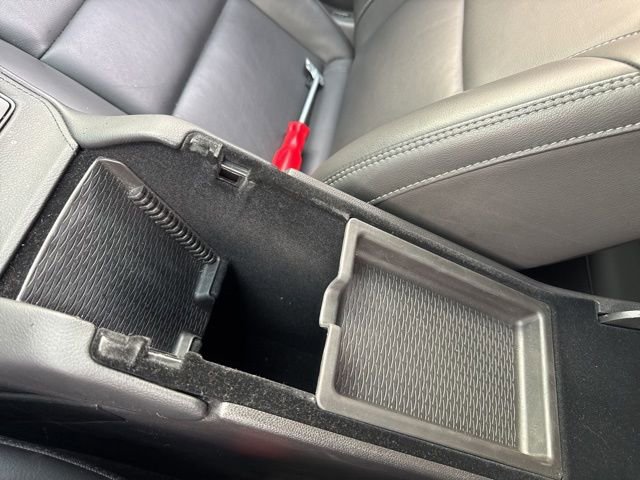 Used 2025 Cadillac XT4 Premium Luxury image 22