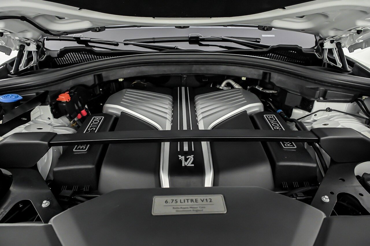 Used 2021 Rolls-Royce Cullinan AWD/4WD image 13