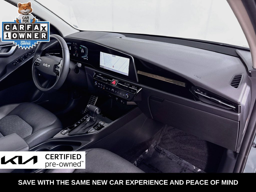 Certified 2025 Kia Niro SX Touring FWD image 37