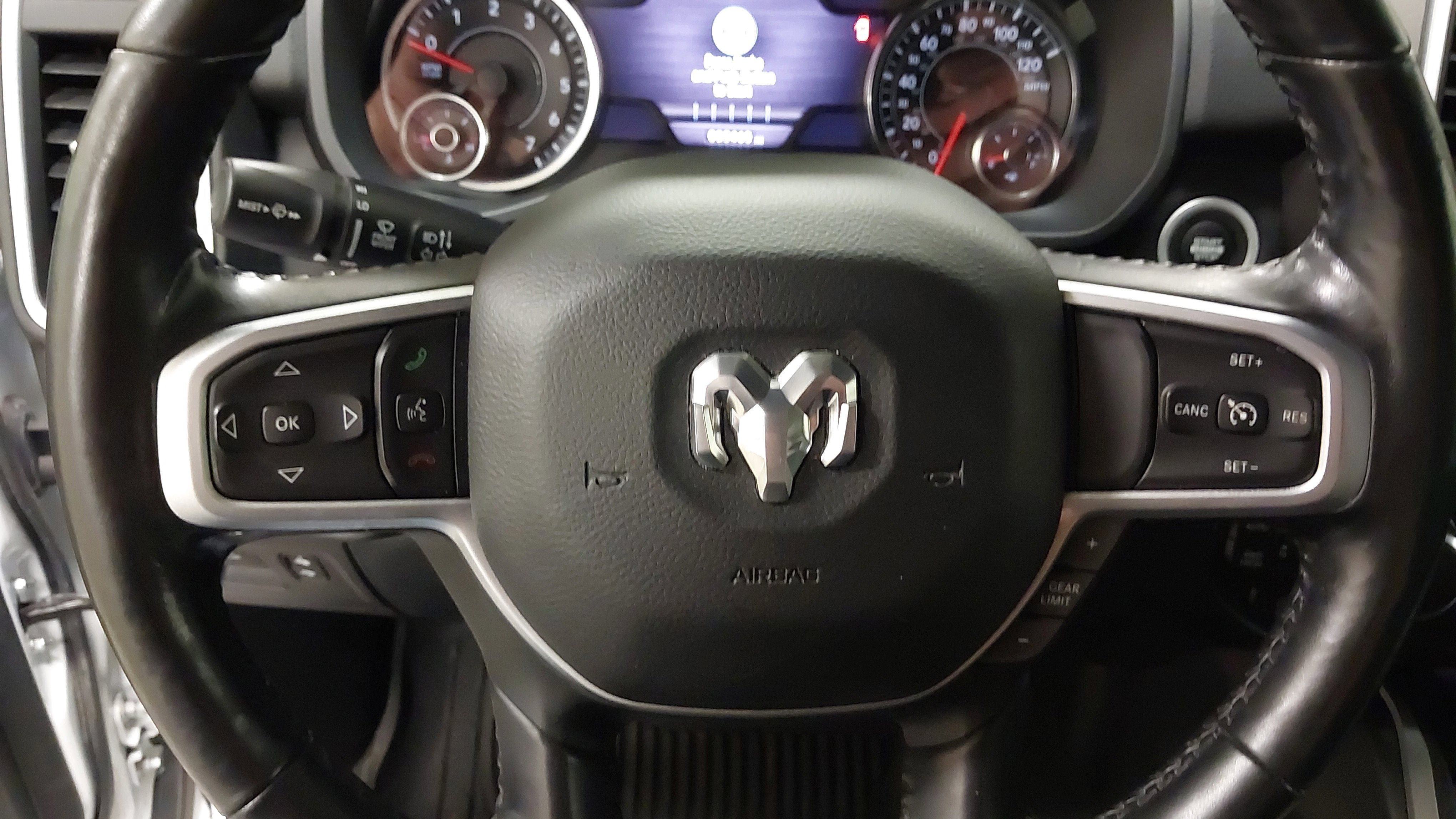 Used 2020 RAM 1500 Big Horn AWD/4WD image 35