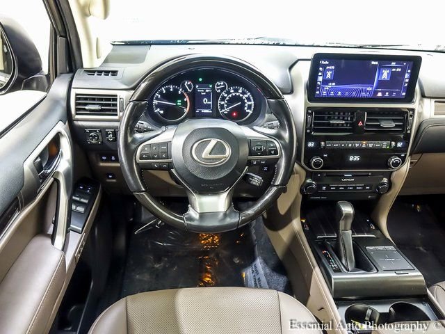 Used 2022 Lexus GX 460 Premium w/ Premium Package image 2