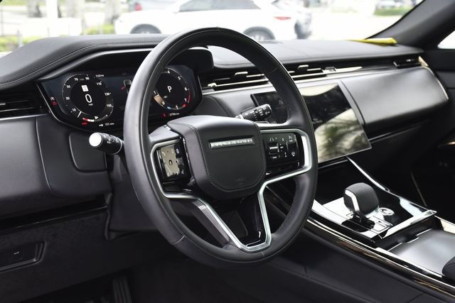 Used 2025 Land Rover Range Rover Sport SE AWD/4WD image 20