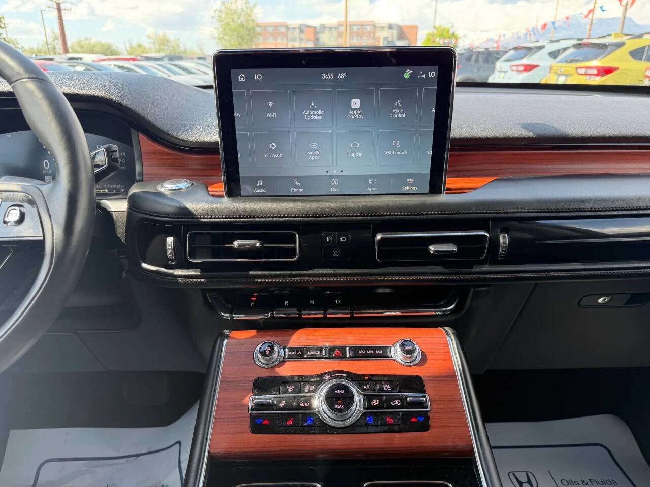 Used 2024 Lincoln Aviator Reserve w/ Equipment Group 201A AWD/4WD image 29