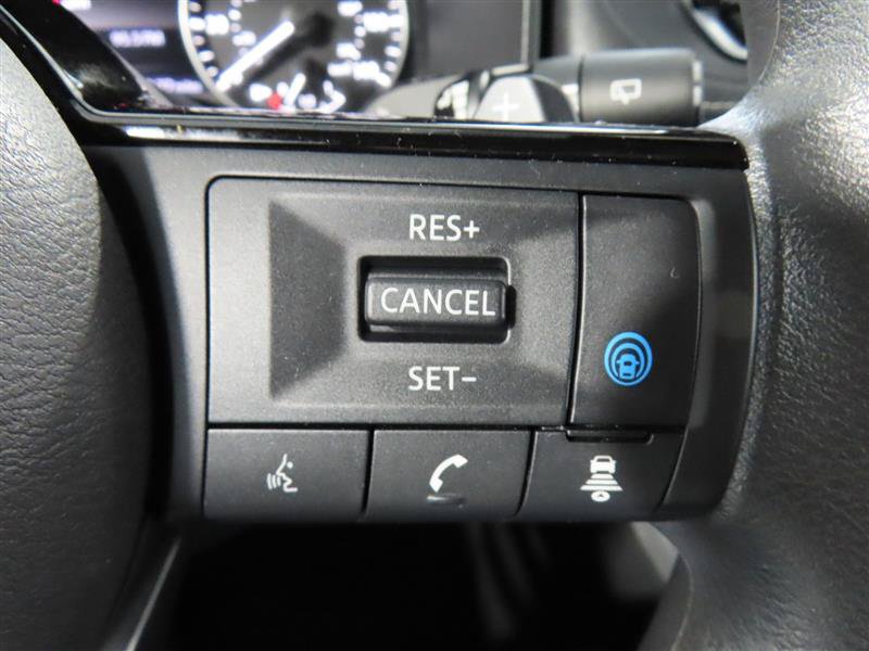 Used 2023 Nissan Rogue SV AWD/4WD image 21