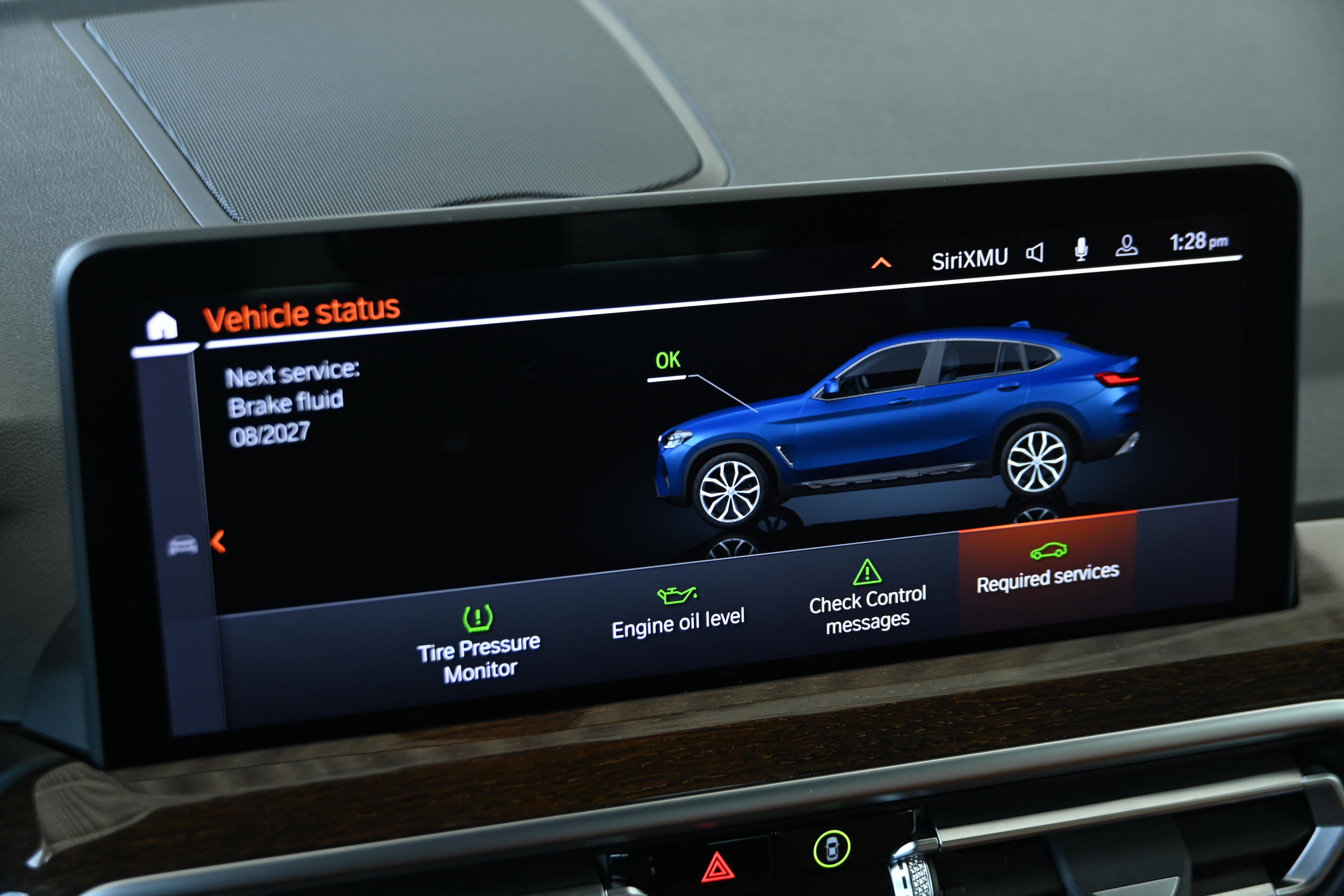 Certified 2025 BMW X4 xDrive30i AWD/4WD image 33