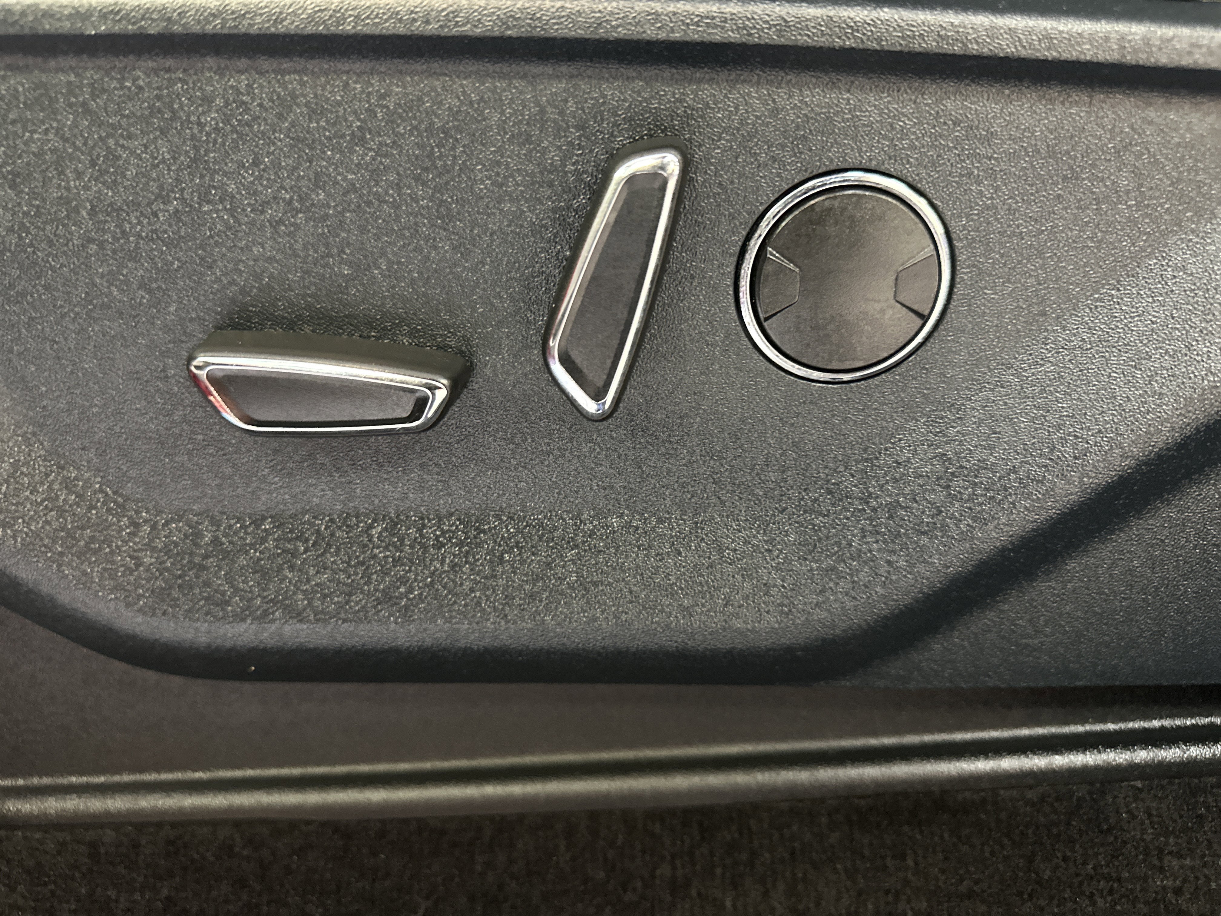 Used 2021 Ford F150 XLT w/ Equipment Group 302A High image 24