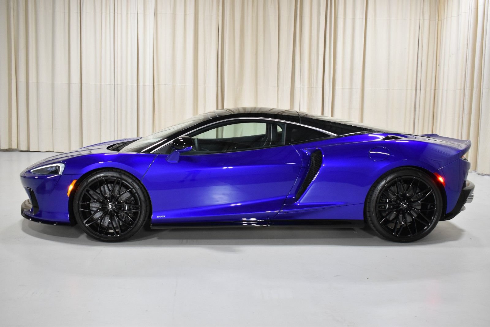 New 2025 McLaren GTS RWD video 2