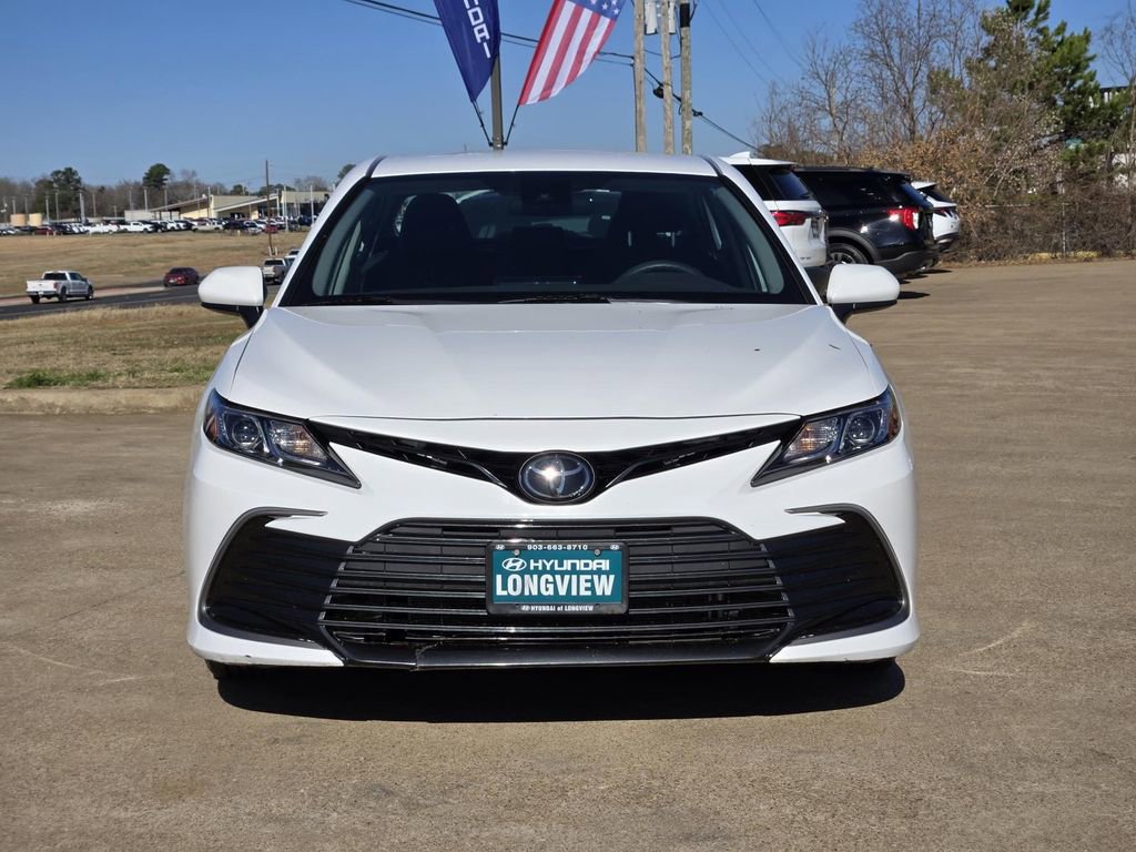 Used 2023 Toyota Camry LE image 2