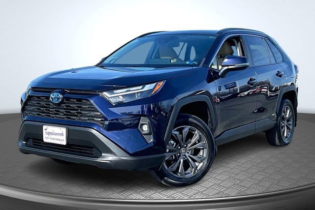 Used 2023 Toyota RAV4 XLE Premium image 1