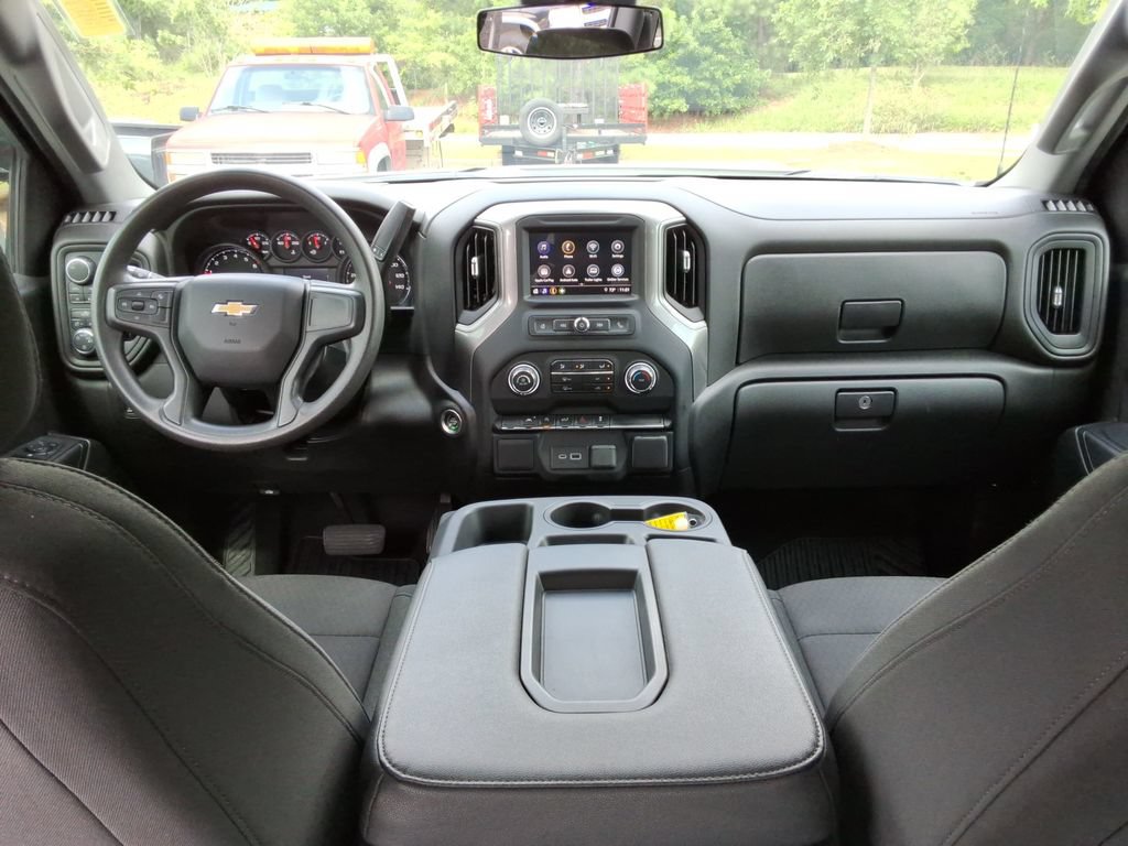 Certified 2024 Chevrolet Silverado 1500 Custom AWD/4WD image 20