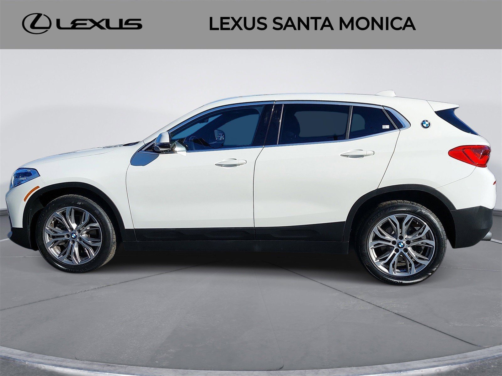 Used 2019 BMW X2 sDrive28i image 8