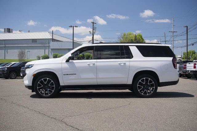 Used 2023 Chevrolet Suburban RST AWD/4WD image 7
