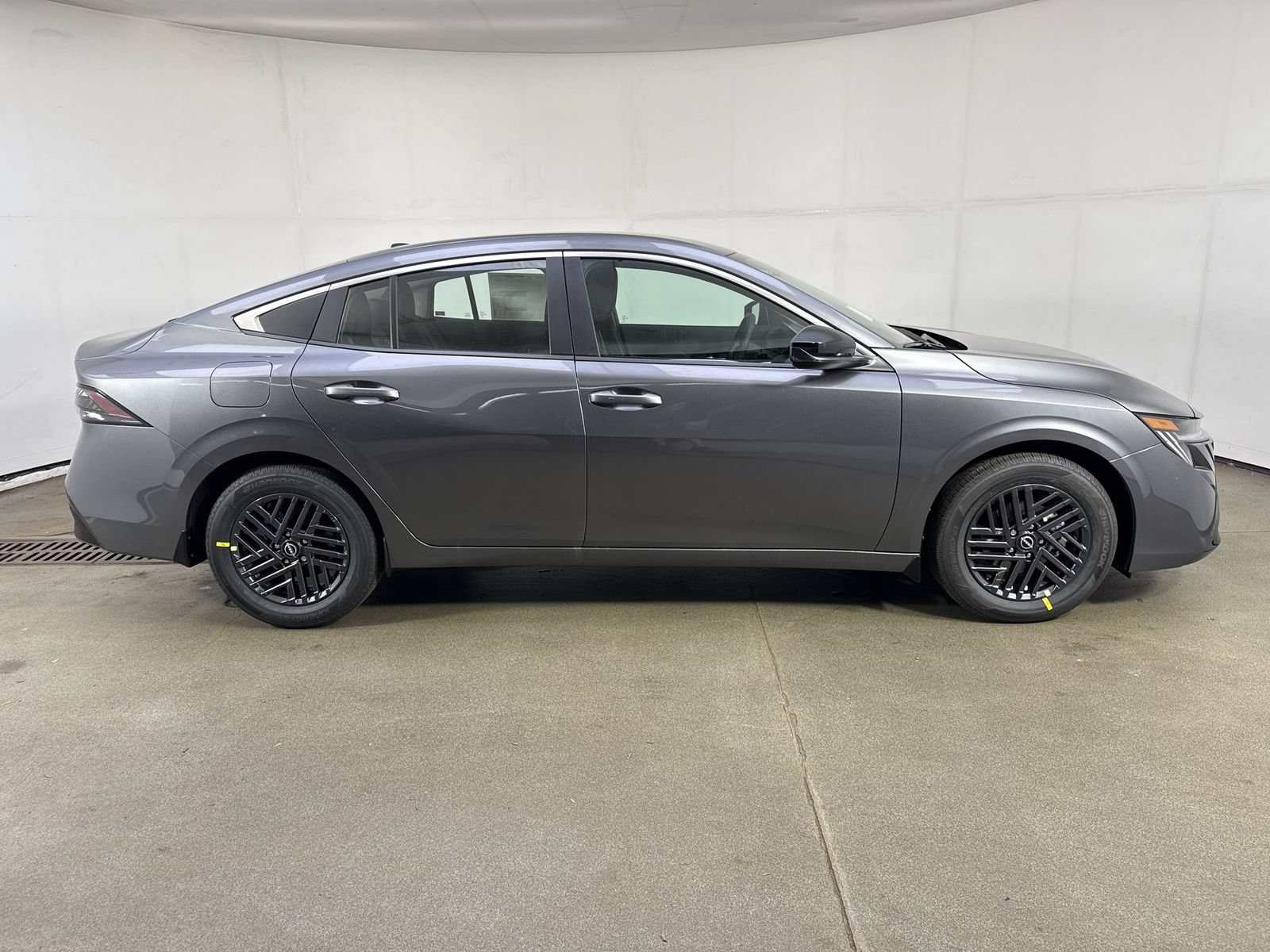 New 2026 Nissan Sentra SV w/ SV Convenience Package FWD image 34