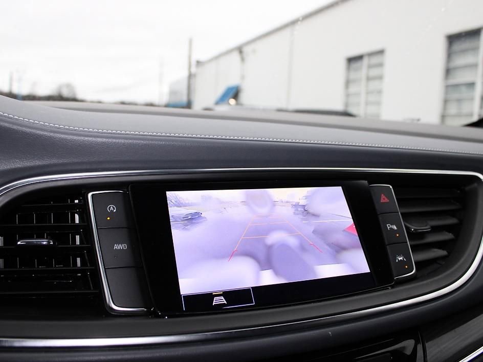 Used 2023 Buick Enclave Essence w/ Sport Touring Edition image 18