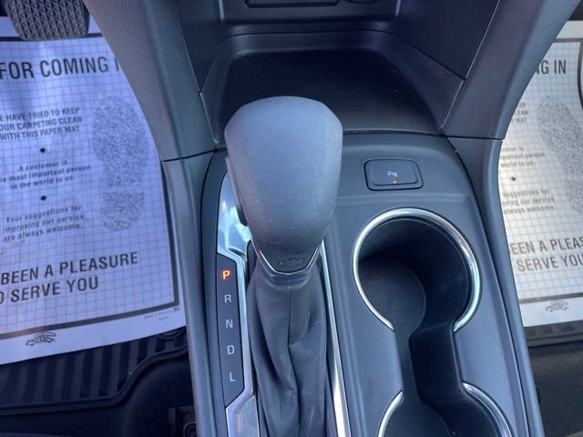 Used 2024 Chevrolet Equinox LT FWD image 24