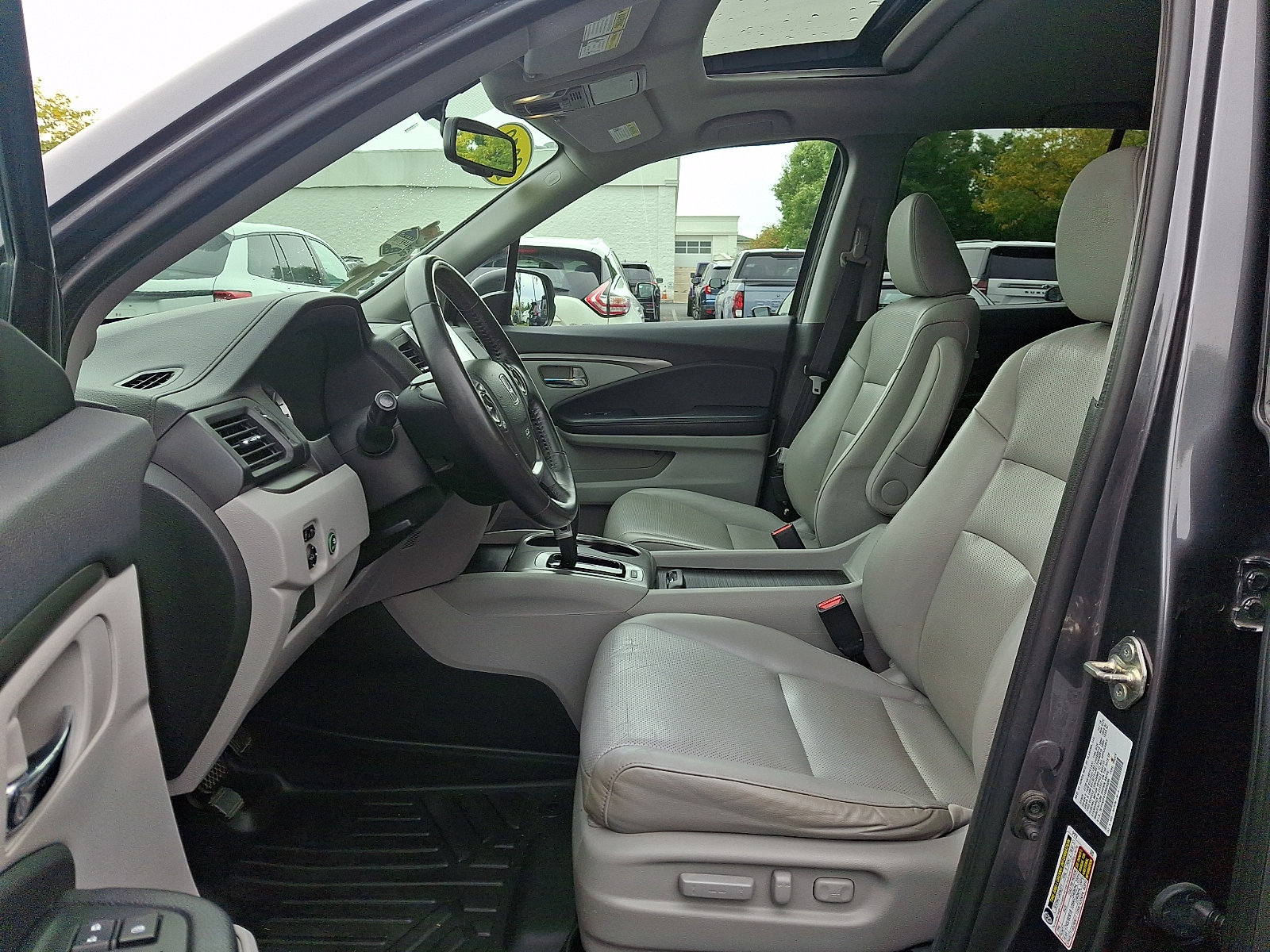 Certified 2019 Honda Ridgeline RTL-T image 13