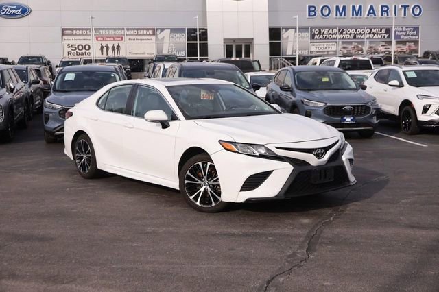 Used 2019 Toyota Camry SE w/ Audio Package image 2
