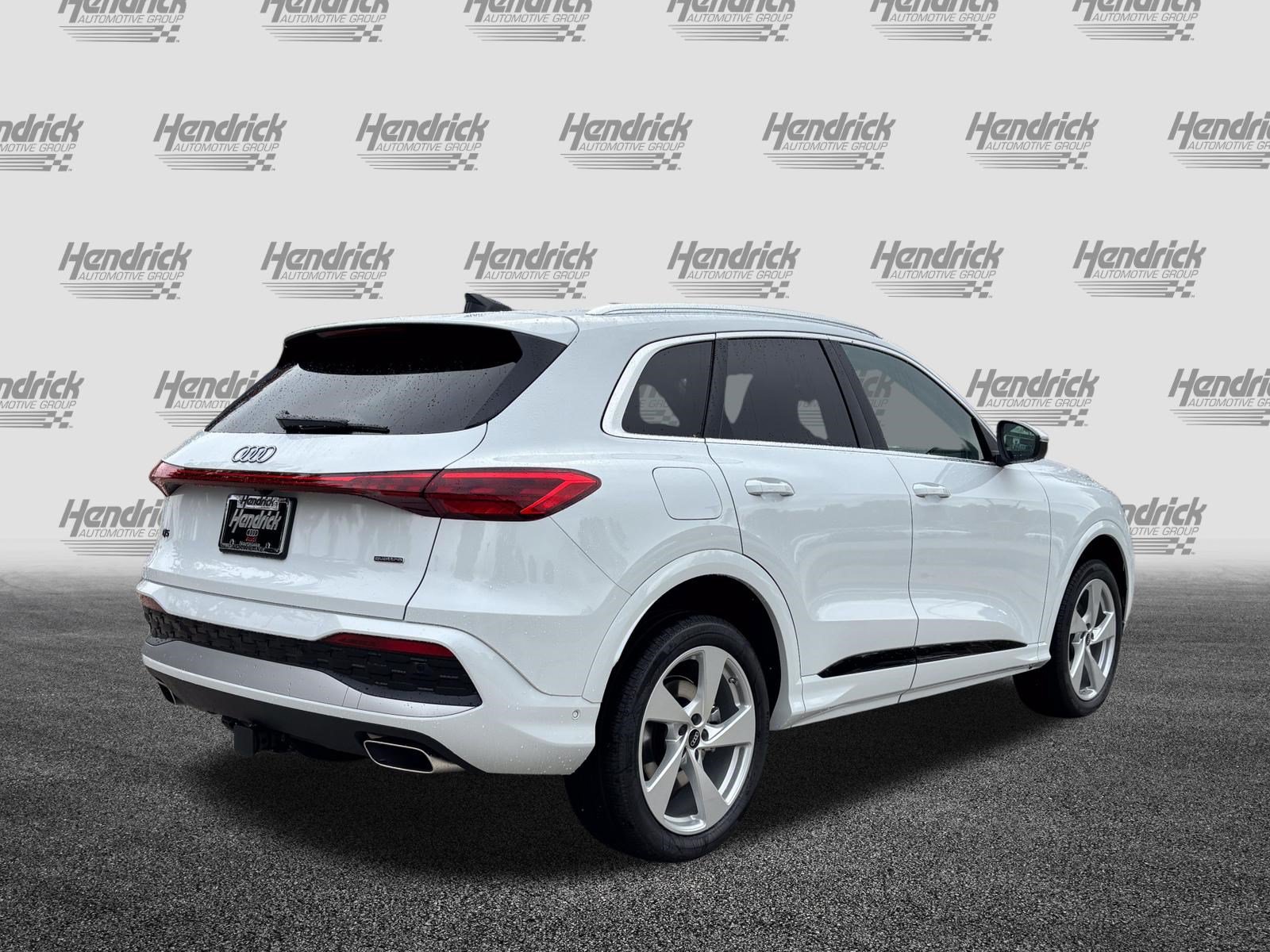 Used 2025 Audi Q5 Premium AWD/4WD image 10
