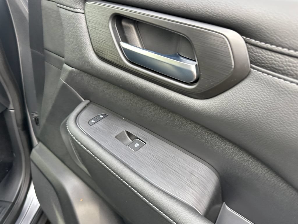 New 2026 Nissan Armada SV RWD image 16